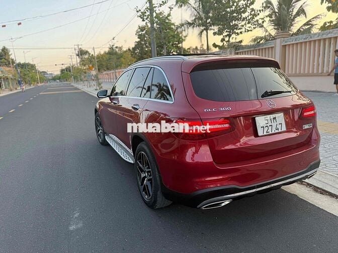 Mercedes-Benz GLC300 4Matic 2016 Đỏ 110,000km