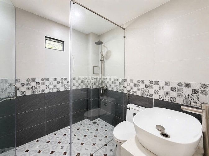 BÁN NHÀ NGUYỄN ĐÌNH CHÍNH QUẬN PHÚ NHUẬN
