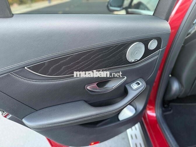 Mercedes-Benz GLC300 4Matic 2016 Đỏ 110,000km