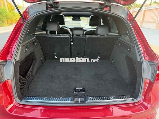 Mercedes-Benz GLC300 4Matic 2016 Đỏ 110,000km