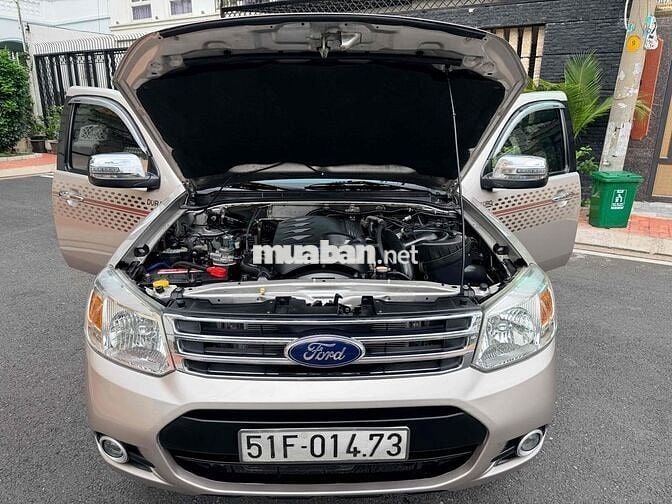 Ford Everest 2.5 máy dầu số sàn 7 chỗ 2014