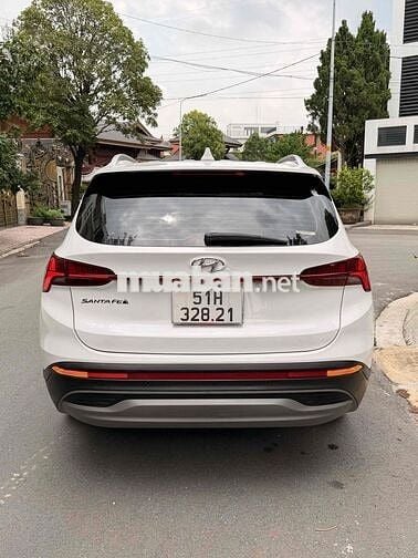 Hyundai SantaFe 7 chỗ màu Trắng