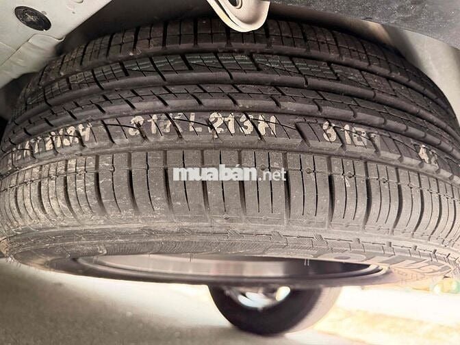Hyundai SantaFe 7 chỗ màu Trắng
