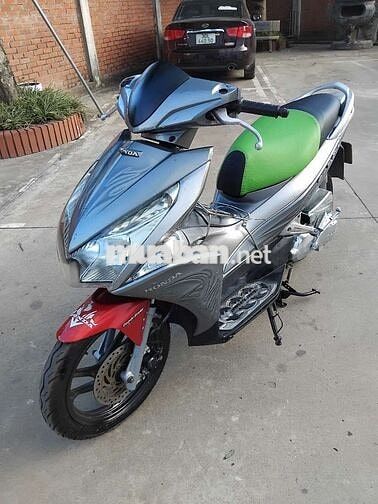 xe Honda Air Blade máy zin chất.còn mới