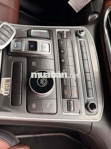 Hyundai SantaFe 7 chỗ màu Trắng