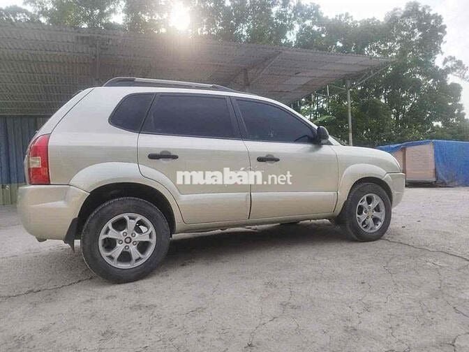 Hyundai Tucson 2009 Tự động Vàng cát