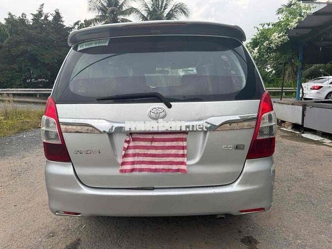 Toyota Innova G 2010 Bạc