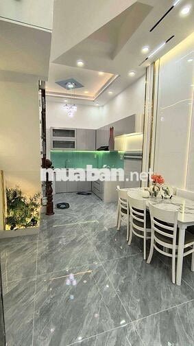 bán nhà mới xây hẻm xe hơi Xác Q5 gần ngay chân cầu Nguyễn Tri Phương 