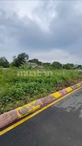 Chính chủ cần bán nhanh lô đất 101m2 ngay đại học FPT, giá 3,7 tỷ