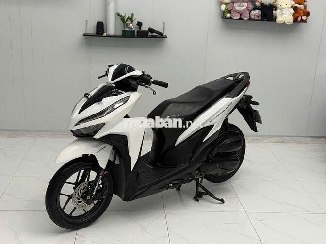 Vario màu trắng đời 2021 máy zin , xe nguyên zin