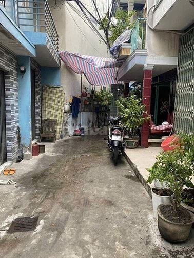 Chính chủ cân bán gấp nhà quận 7