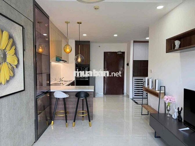 Bán căn hộ thương mại Oceanview - tầng cao  view núi và biển