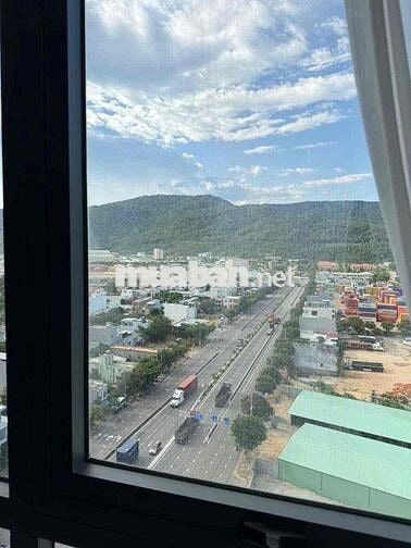 Bán căn hộ thương mại Oceanview - tầng cao  view núi và biển