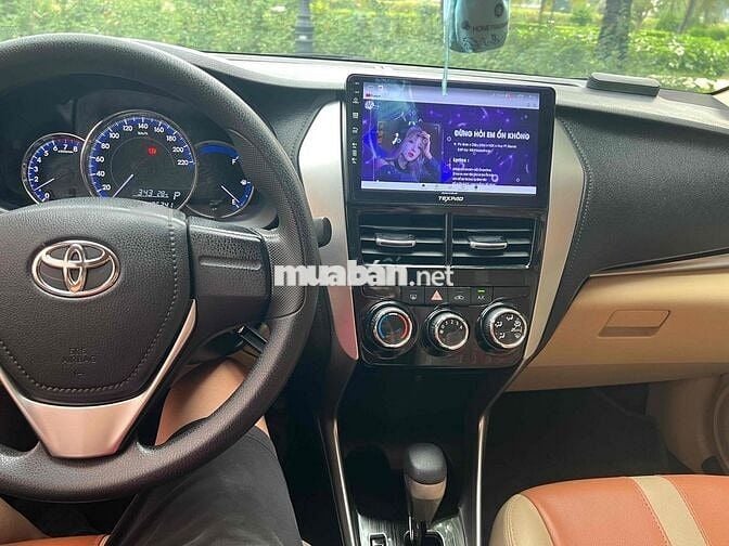 Toyota Vios E CVT 2018 Tự động Đỏ 10 vạn km
