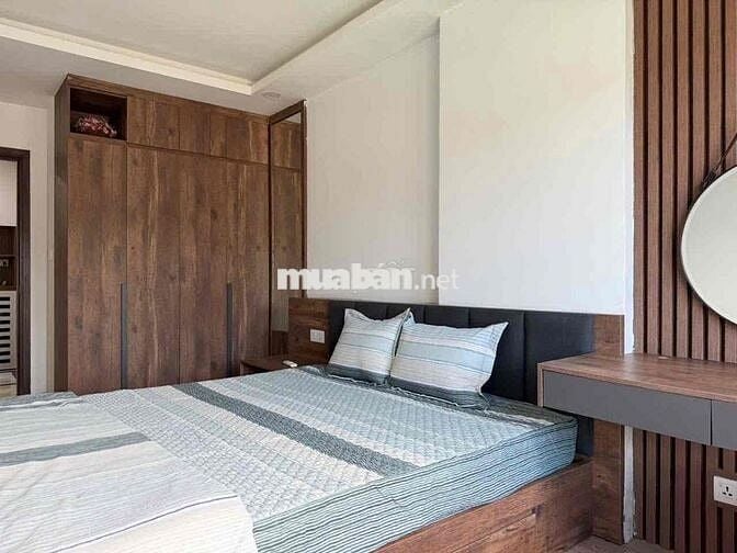 Bán căn hộ thương mại Oceanview - tầng cao  view núi và biển