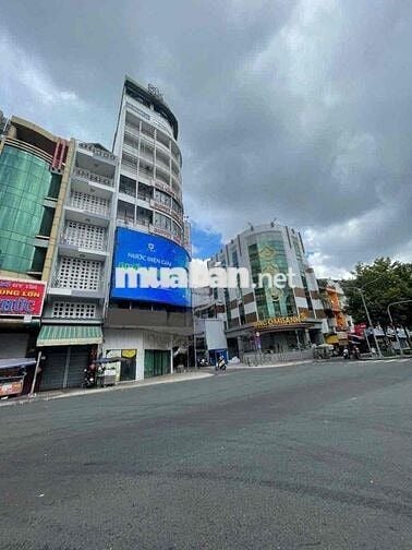 Bán Toà Nhà Trung Tâm  Q5  Vị Trí Vàng Góc Ngã 4