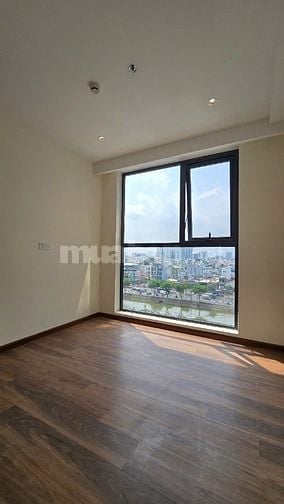 Cho thuê căn hộ 2 Phòng Ngủ, View Bến Bình Đông rất đẹp