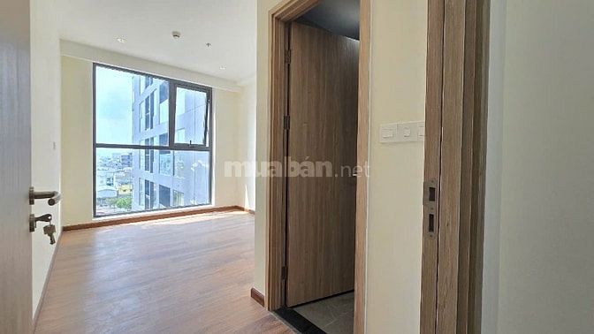 Cho thuê căn hộ 2 Phòng Ngủ, View Bến Bình Đông rất đẹp