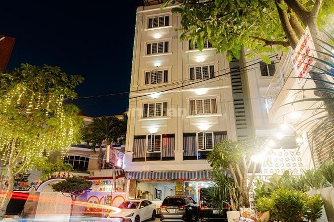 Tuyển Tạp Vụ Khách Sạn tại Tân Bình