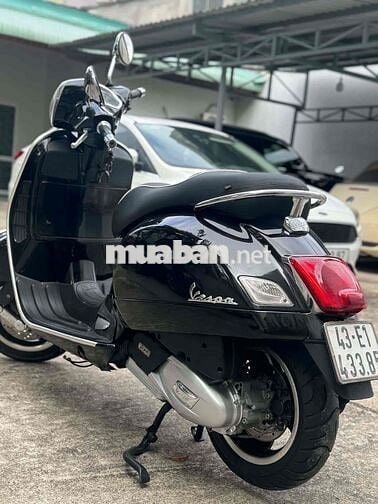 Piaggio Vespa GTS 125 iGet ABS 2018 Đen