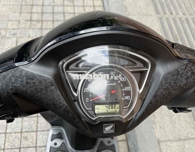 Honda Vision 2024 Tự động Trắng đen 4000 km