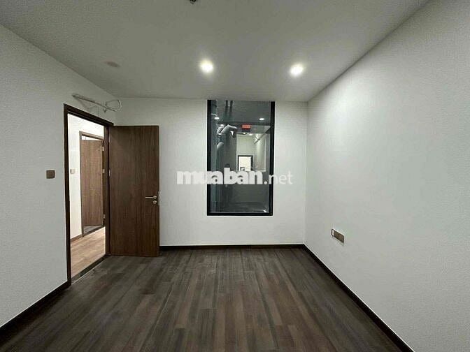 Cho thuê Penthouse Park View 152 Điện Biên Phủ 4pn giá 25 triệu 130m2