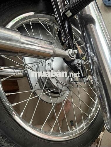 Honda Dream Thái Đen, Trắng Đã dọn mới