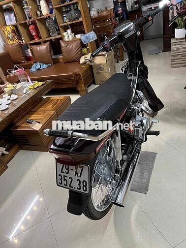 Honda Dream Thái Đen, Trắng Đã dọn mới