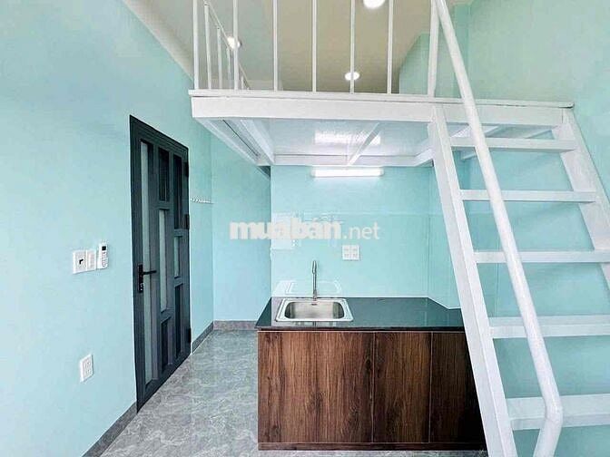 duplex giá rẻ,kế đh Ngân Hàng,cửa sổ to thoáng mát