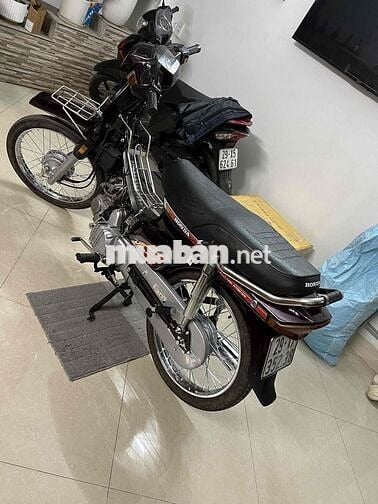 Honda Dream Thái Đen, Trắng Đã dọn mới