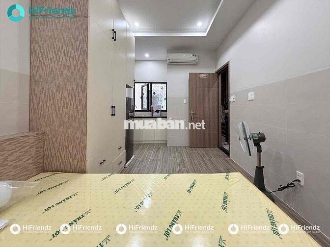 Studio mới - Ngay Bắc Hải - Đầy đủ nội thất - Thang máy