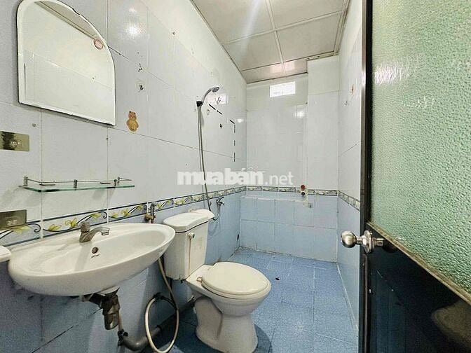 Duplex Quận 3-Cửa Sổ-Thang Máy-Hầm xe-Full Nội Thất-Vòng Xoay Dân Chủ