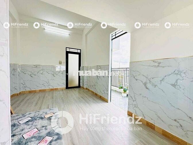 CHO THUÊ CHDV NGAY NGÃ 4 BỐN XÃ -GẦN ĐẦM SEN