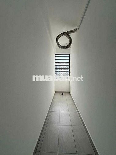 HOT-61m2-2pn 2wc-Vào Ở Ngay- Máy Lạnh, Tủ lạnh, Nước nóngGiường Bancon