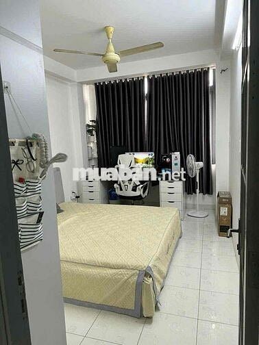 Cho thuê nhà 5PN hẻm Bùi Thị Xuân P Bến Thành, Q1.