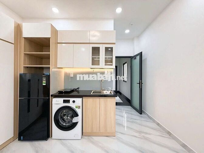 PHÒNG THOÁNG GẦN ĐH BÁCH KHOA, UEH, Y DƯỢC, HUFLIT