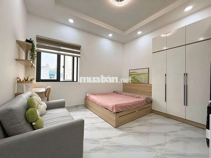 PHÒNG THOÁNG GẦN ĐH BÁCH KHOA, UEH, Y DƯỢC, HUFLIT