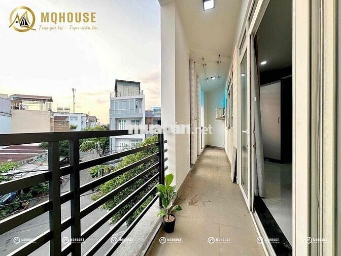 CĂN HỘ 2 PHÒNG NGỦ NGAY ĐH HỒNG BÀNG - FULL NỘI THẤT - TRỐNG SẲN