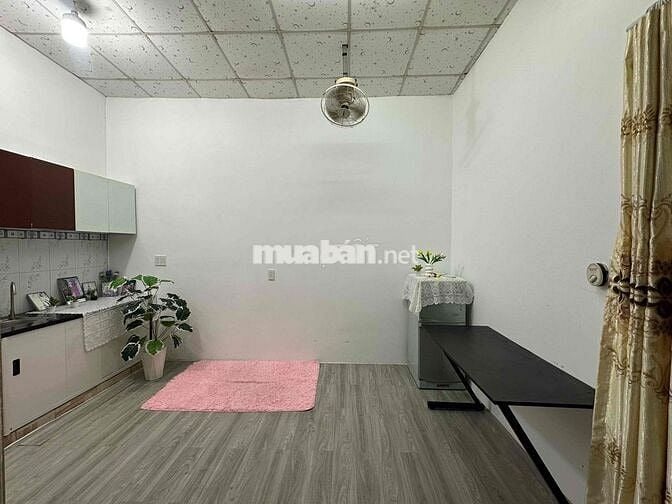 MỘT TRỆT MỘT LẦU RỘNG NHƯ NHÀ NGUYÊN CĂN