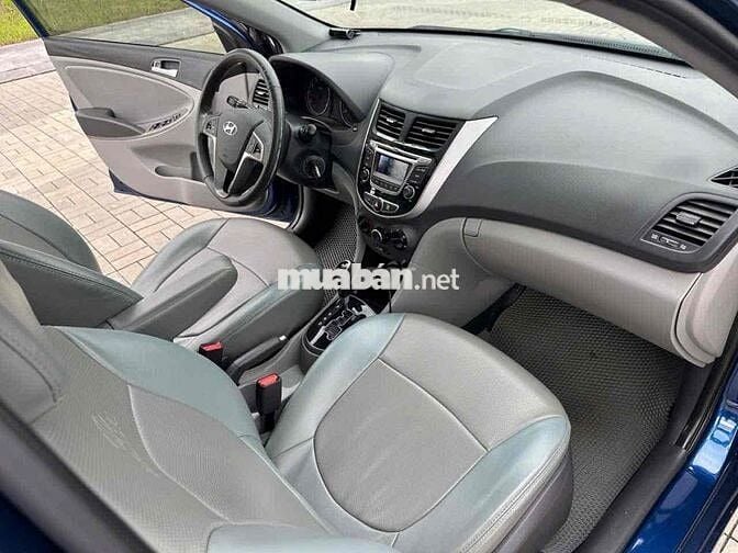 Hyundai Accent Blue 2015 1.4AT Hatback đi 4,8van