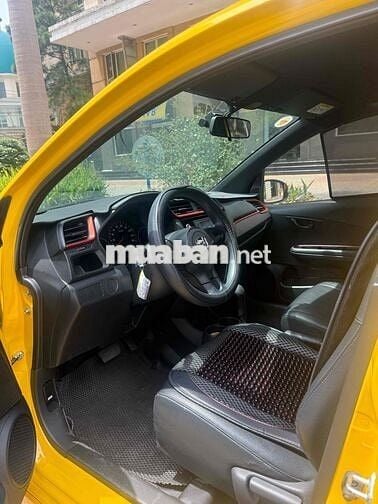 Honda Brio RS Hatchback Số tự động Vàng 35.683 km