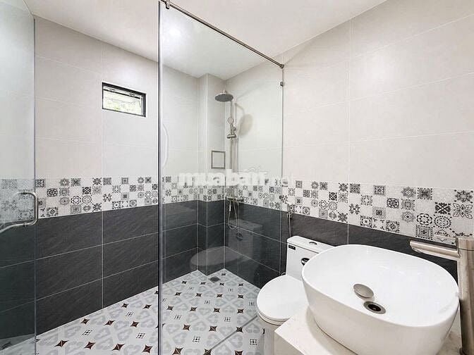 BÁN NHÀ NGUYỄN ĐÌNH CHÍNH QUẬN PHÚ NHUẬN