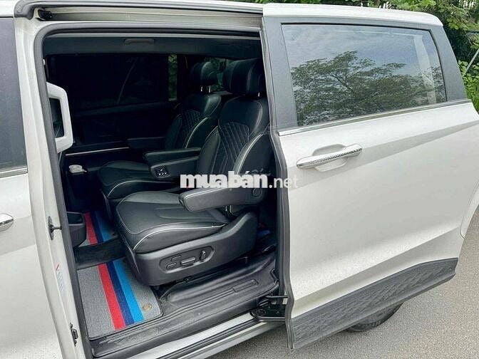 Hyundai Custin Đặc Biệt 1.5T 2024 Trắng