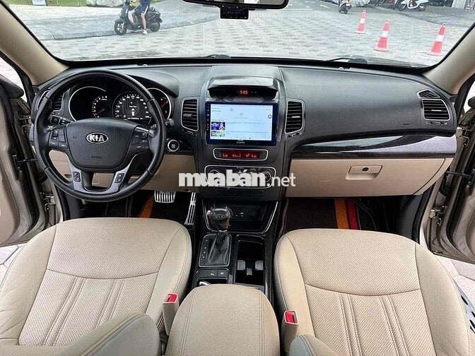Kia Sorento 2.4AT GATH 2016 Full Options Vàng Cát