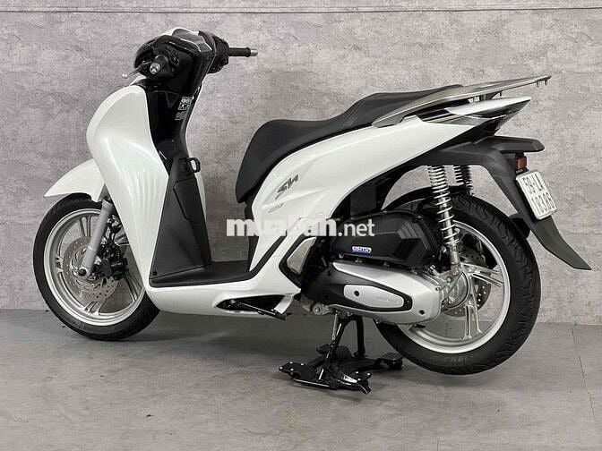Honda SH 160 ABS 2024 Trắng bạc đen 8.000km