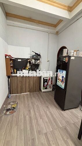 2 phòng ngủ nguyên lầu 60m2 có ban công máy giặt riêng 7tr5/tháng