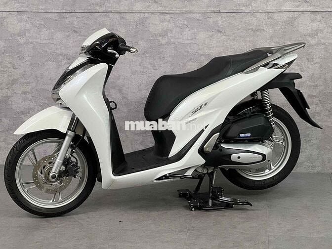 Honda SH 160 ABS 2024 Trắng bạc đen 8.000km