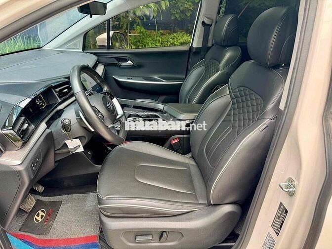 Hyundai Custin Đặc Biệt 1.5T 2024 Trắng