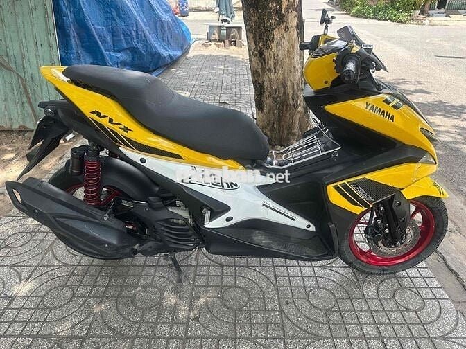 Yamaha NVX 125 2017 Vàng Khóa thông minh