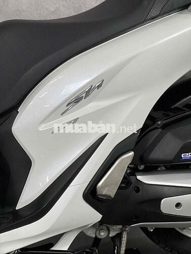 Honda SH 160 ABS 2024 Trắng bạc đen 8.000km